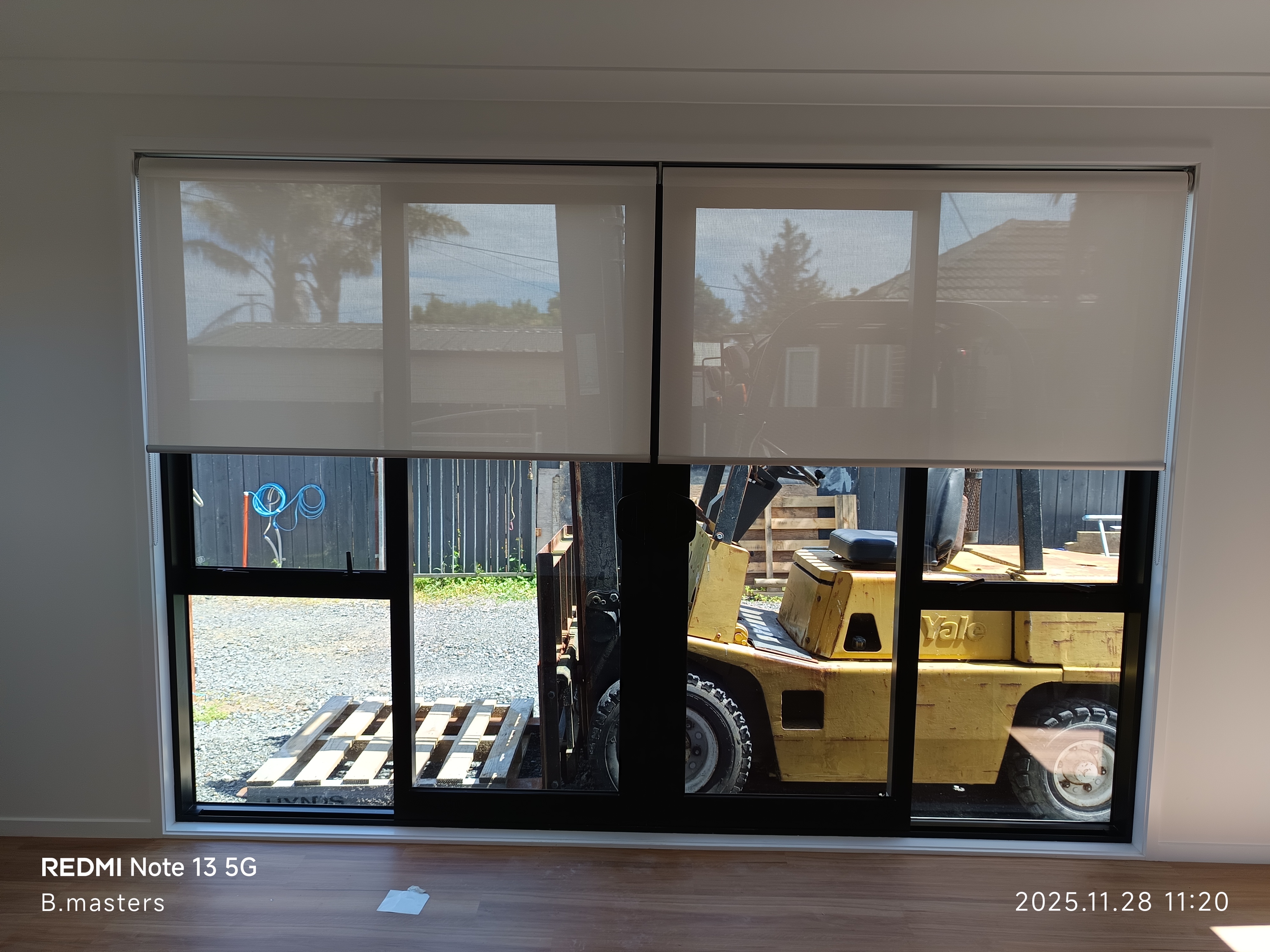 Linked Roller Blinds 7